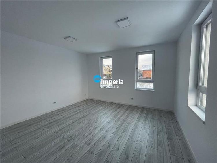 Casă individuală cu 6 camere cu Teren 450 Mp în Valea Lupului