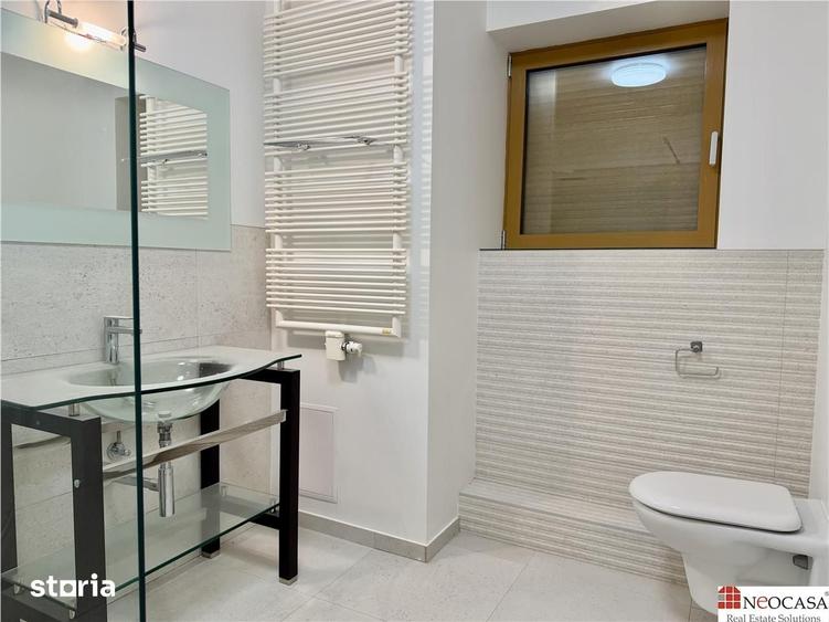 Apartament cu 5 camere în Primăverii