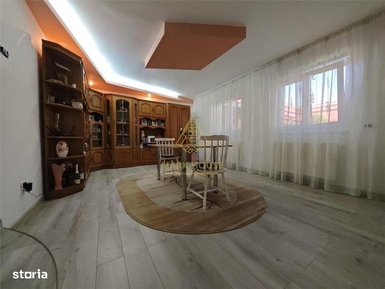 Casă cu 4 camere în Lilieci