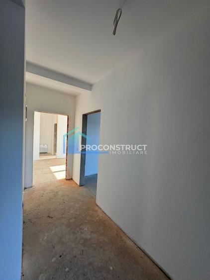 Penthouse cu 3 camere semidecomandat în Giroc
