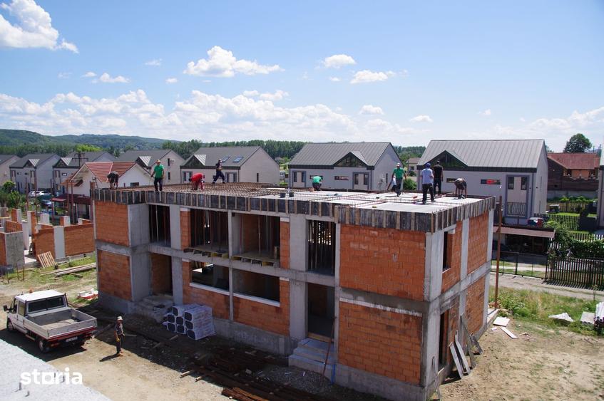 Casă cu 3 camere cu Teren 255 Mp în Bujoreni