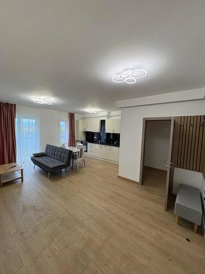 Apartament cu 2 camere semidecomandat în Vest