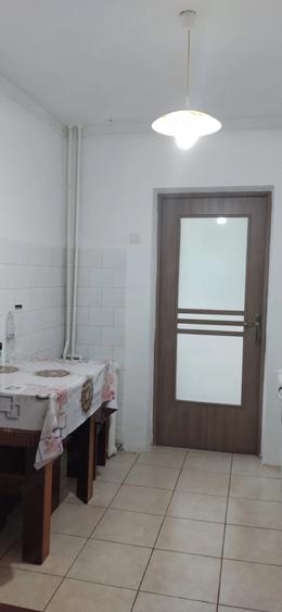 Apartament cu 2 camere decomandat în Sud