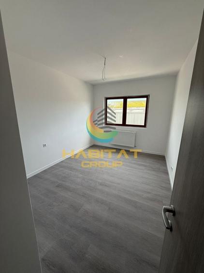 Apartament cu 2 camere decomandat în Apărătorii Patriei