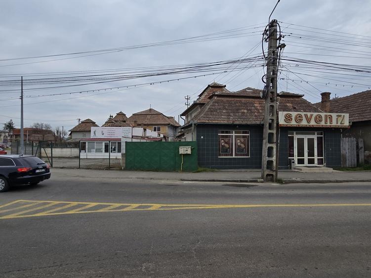 Casă cu 4 camere în Central