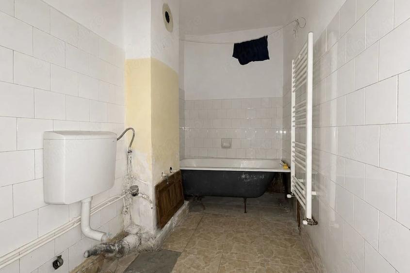 Garsonieră decomandată în Confecții