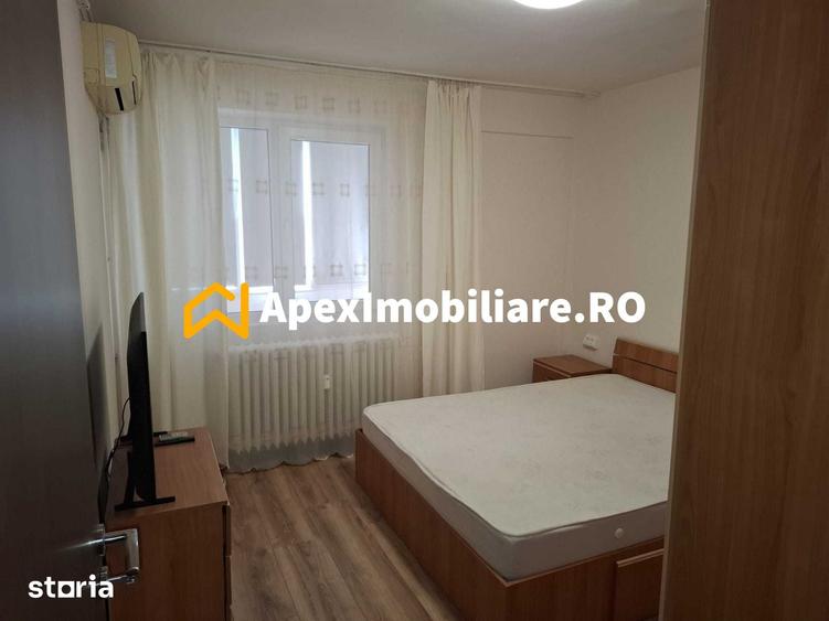 Apartament cu 2 camere decomandat în Titan