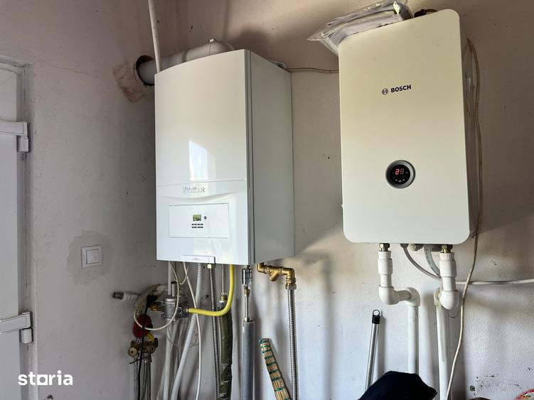 Casă cu 6 camere cu Teren 2200 Mp în Central
