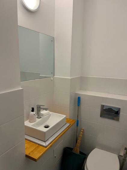 Apartament cu 3 camere decomandat în Exterior Vest