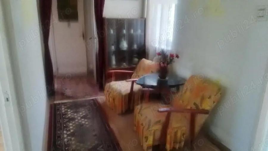 Apartament cu 3 camere decomandat în Rogerius