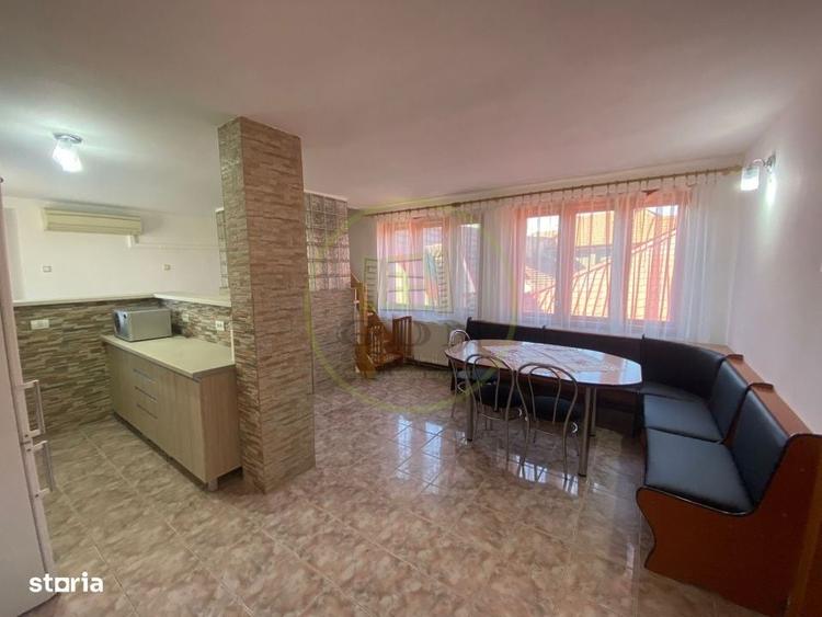 Casă cu 4 camere decomandat cu Teren 249 Mp în Rogerius