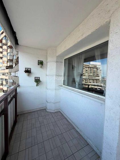 Inchiriez apartament