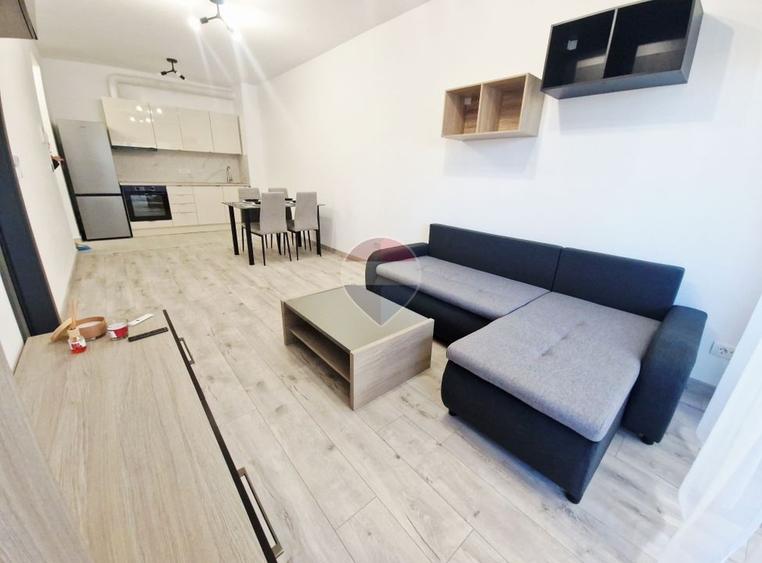 Apartament cu 2 camere nedecomandat, mobilat în UTA