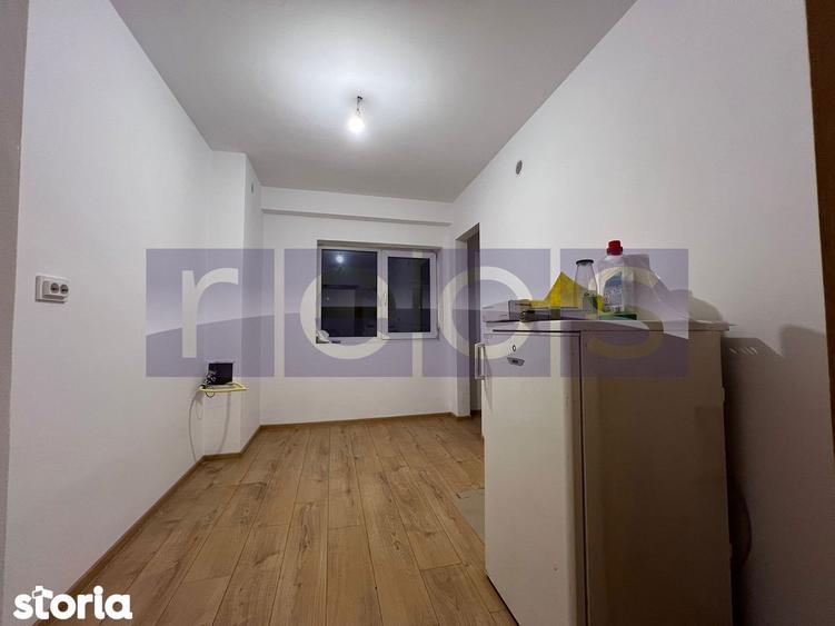 Apartament cu 3 camere decomandat în Centrul Civic