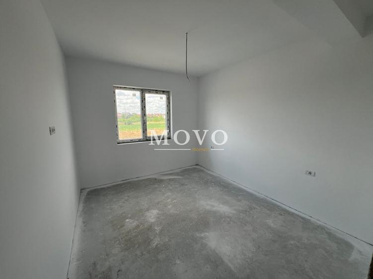 Duplex cu 4 camere cu Teren 330 Mp în Giroc