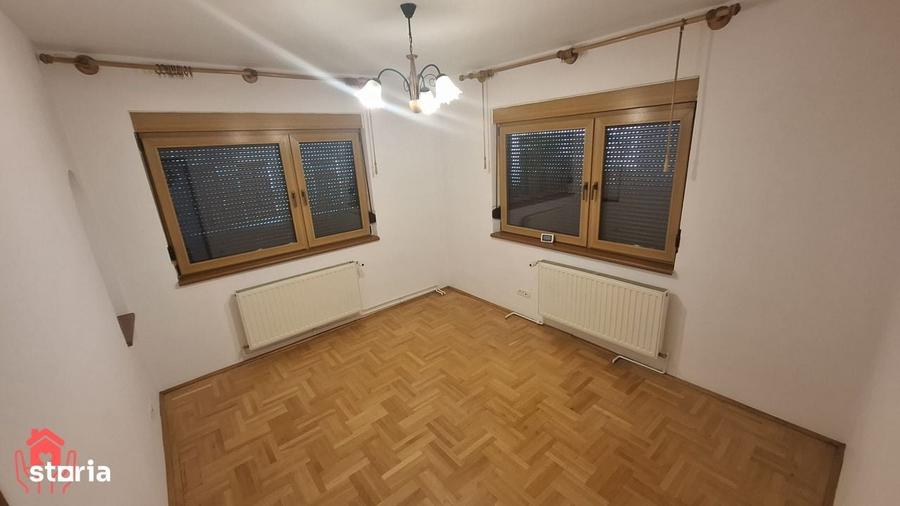 Apartament cu 4 camere în Gara de Nord