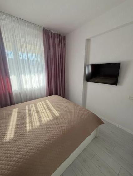 Apartament cu 2 camere semidecomandat, mobilat în Sălăjan