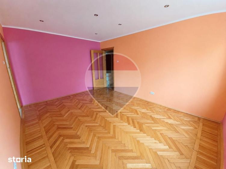 Apartament cu 2 camere de vanzare - 2
