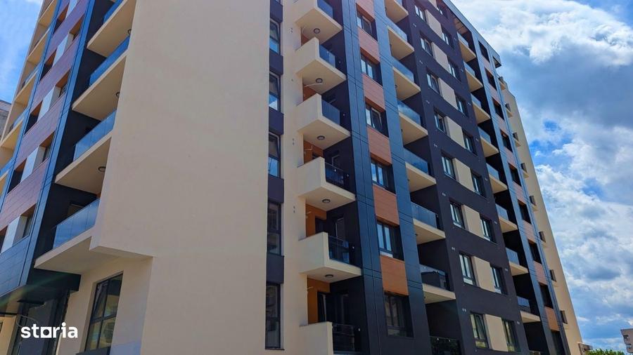 Apartament cu 4 camere decomandat în Metalurgiei