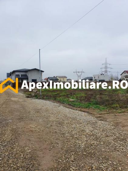 Teren de 4832 mp, în Cățelu
