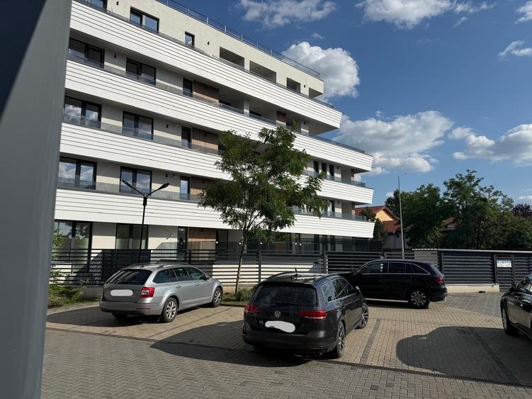 Apartament cu 2 camere decomandat, mobilat în Pipera