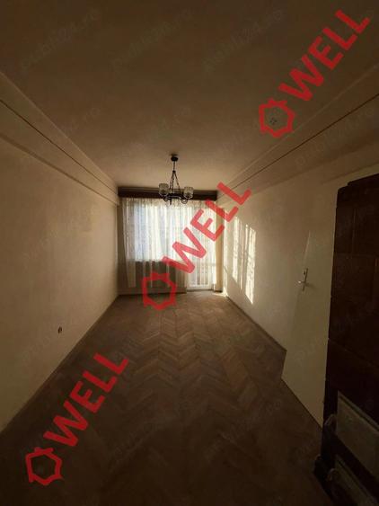 Apartament cu 3 camere decomandat în Ultracentral