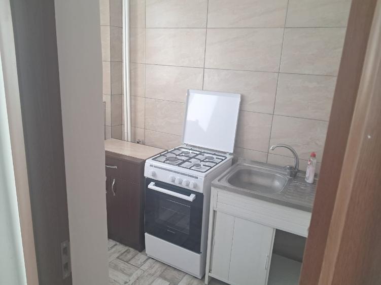 Garsonieră semidecomandată în Costin Georgian
