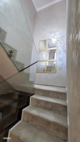 Casă cu 3 camere în Tătărași