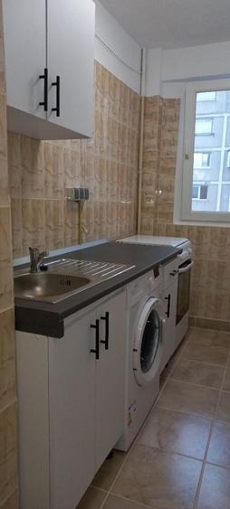 Proprietar inchiriez apartament doua camere Aleea Cetatuia nr.1 - 6