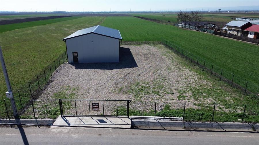 Spațiu industrial, de 180 mp, în Garoafa
