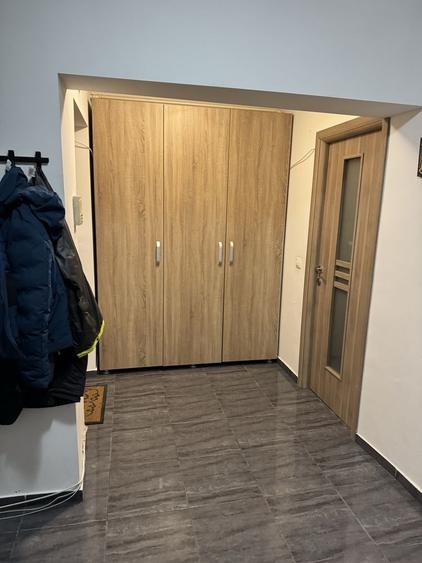 Inchiriez apartament cu 2 camere incepand cu 1 august in zona Tic tac pe termen lung. - 4