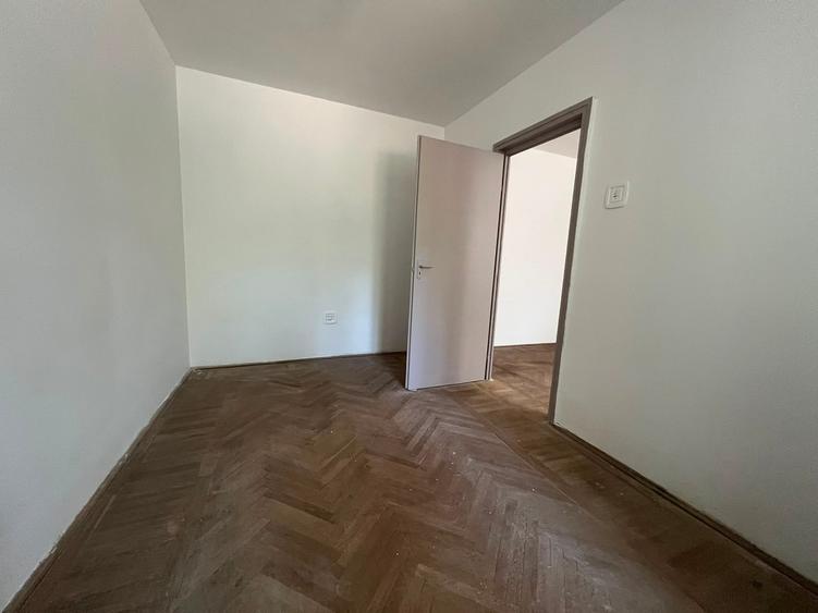 apartament parter, Tribunalul Constanta, ideal cabinet de avocatura sau medical - 3