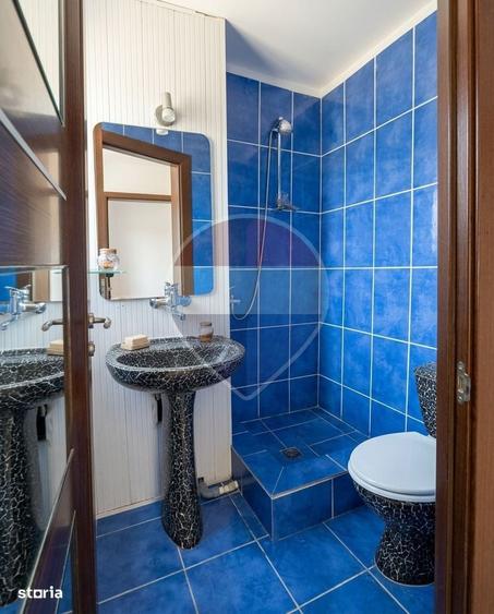 Apartament cu 4 camere decomandat în Central