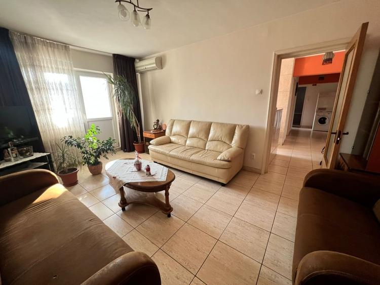 Apartament cu 3 camere decomandat, mobilat în Iancului