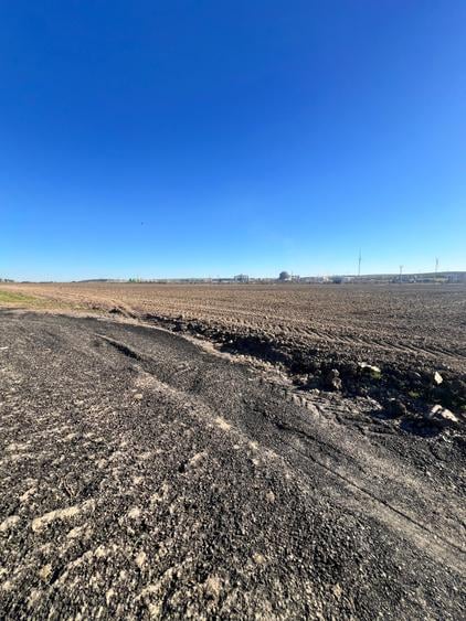 Teren Construcții extravilan de 30000 mp, în Central