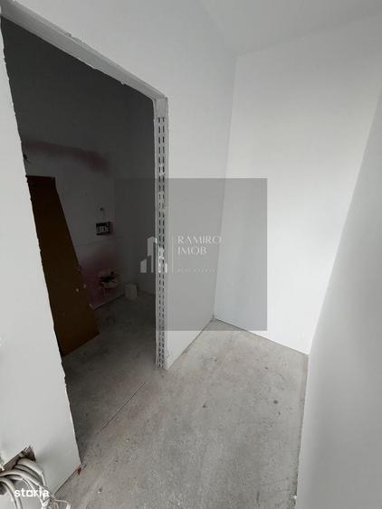 Apartament cu 3 camere în Mihai Bravu