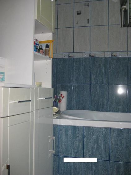 Apartament cu 3 camere semidecomandat în Brâncoveanu