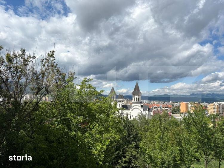 Apartament cu 4 camere în Zăvoi