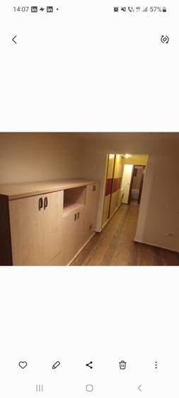Apartament cu 3 camere decomandat în Dâmbovița