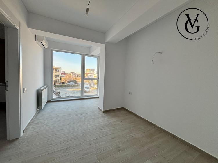 Apartament cu 3 camere semidecomandat în Mamaia-Sat