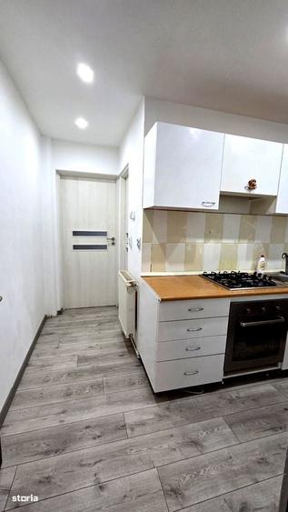 Apartament de vanzare cu 2 camere si balcon in zona Rahovei - 5