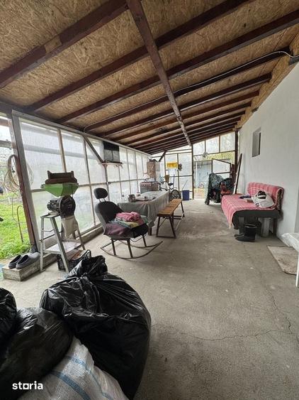 Casă cu 2 camere cu Teren 1000 Mp în Chevereșu Mare