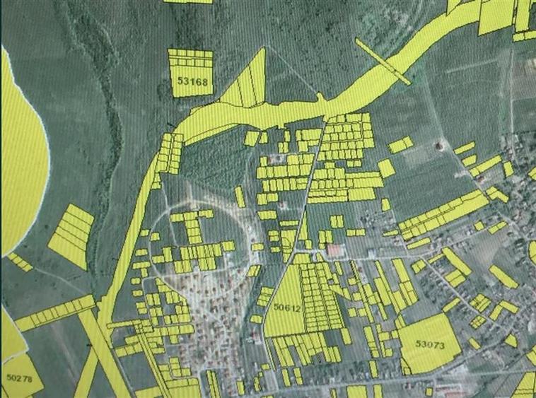 Teren Construcții intravilan de 17200 mp, în Exterior Est
