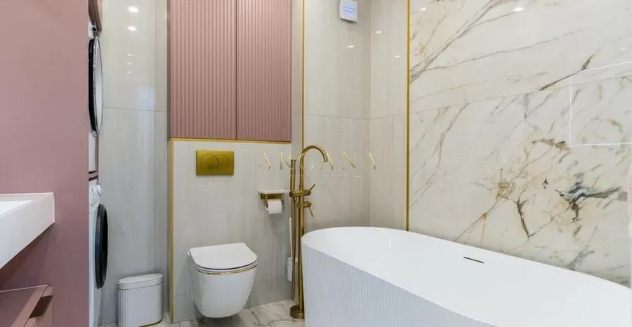 Apartament cu 3 camere semidecomandat, mobilat în Mărăști