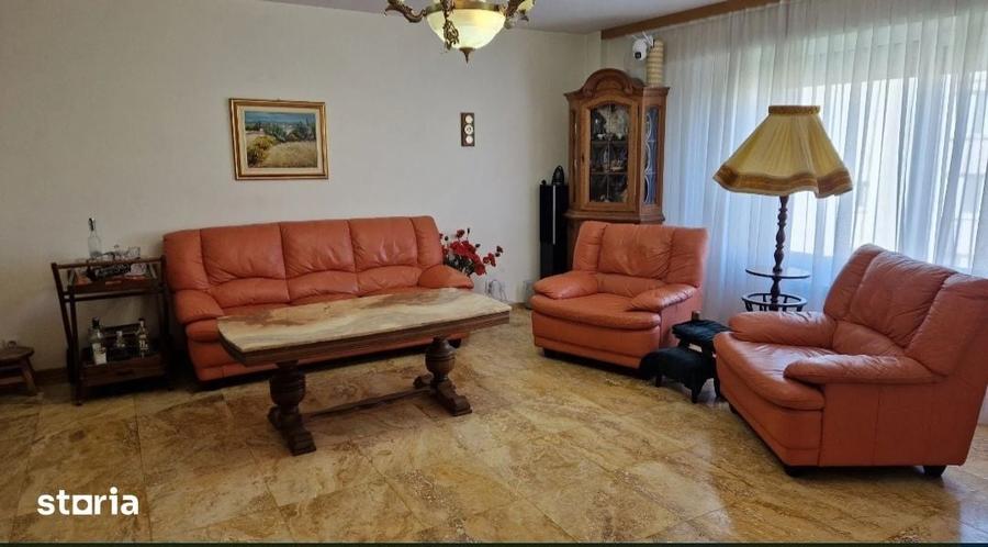 Apartament cu 3 camere în Vitan