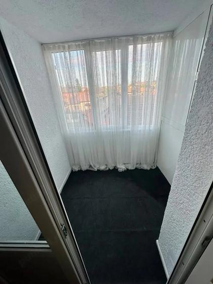 Garsonieră decomandată în Exterior Vest