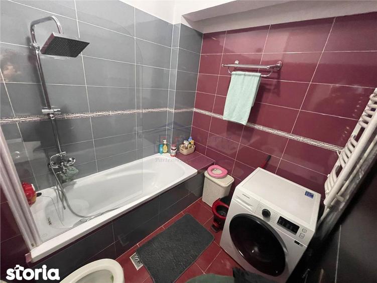 Apartament cu 2 camere, mobilat în Central
