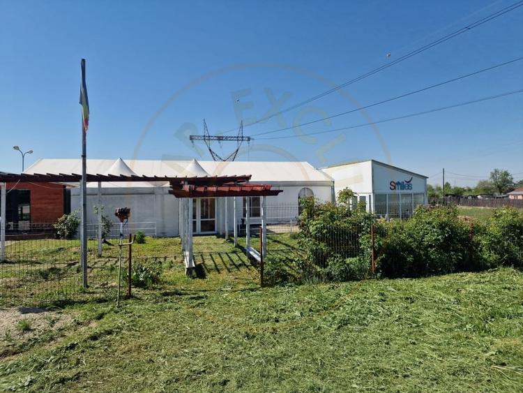 Spațiu comercial, de 240 mp, în Călinești