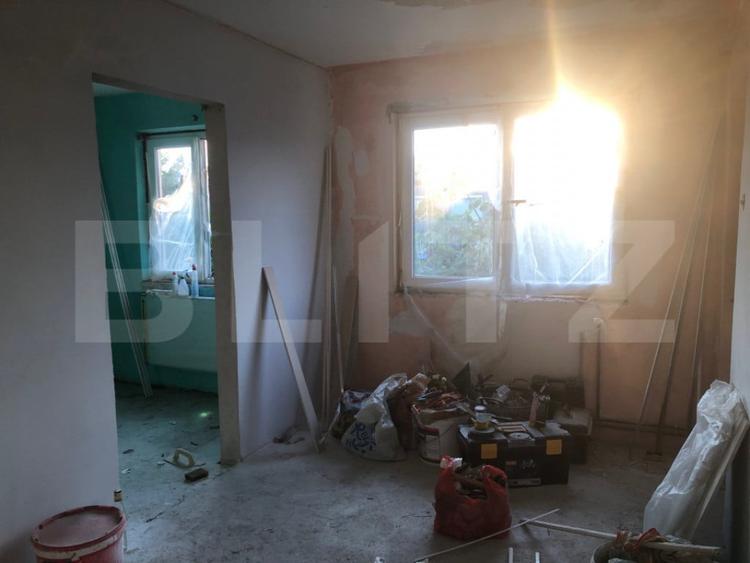 Apartament cu 2 camere nedecomandat în Central