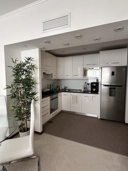Apartament cu 2 camere decomandat în Runcu